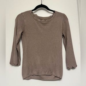 Long sleeve brown/beige women’s sweater